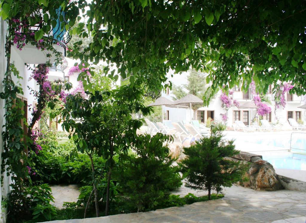 Safir Hotel Bitez Exterior foto