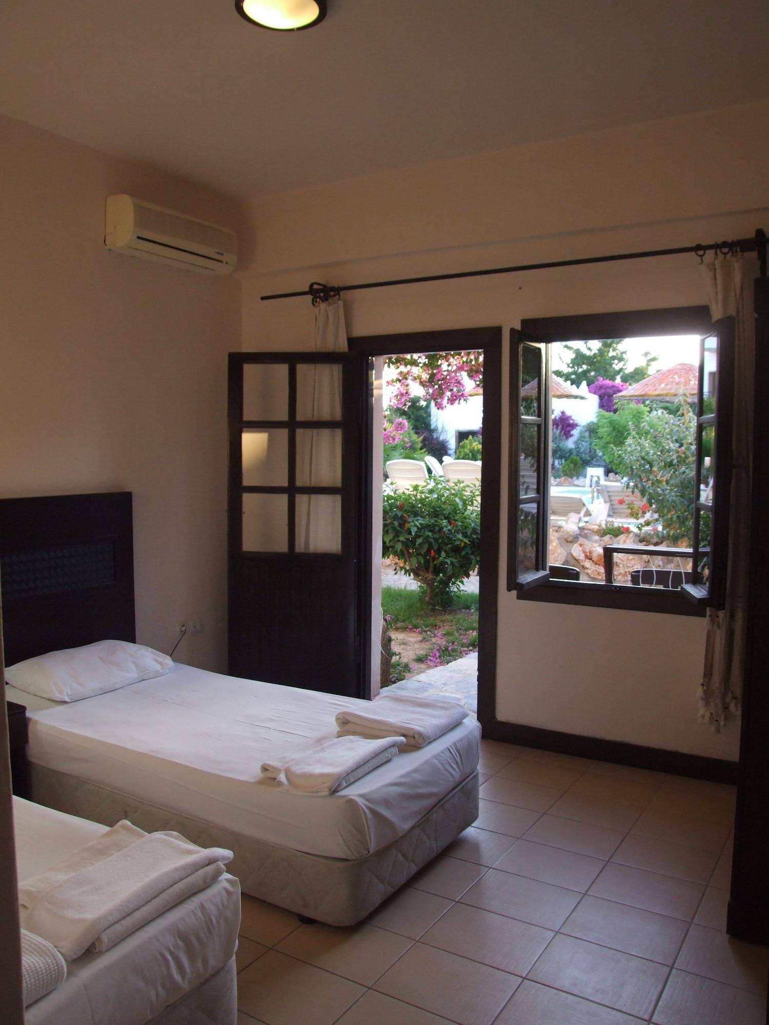 Safir Hotel Bitez Exterior foto