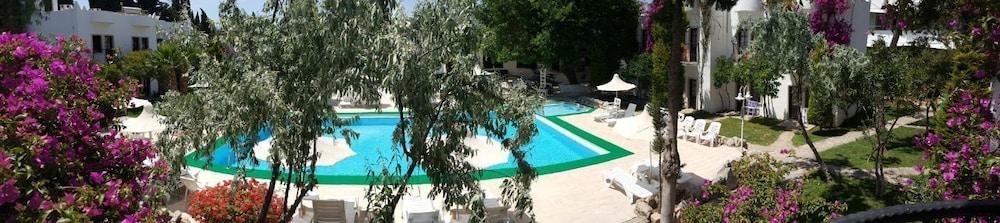 Safir Hotel Bitez Exterior foto