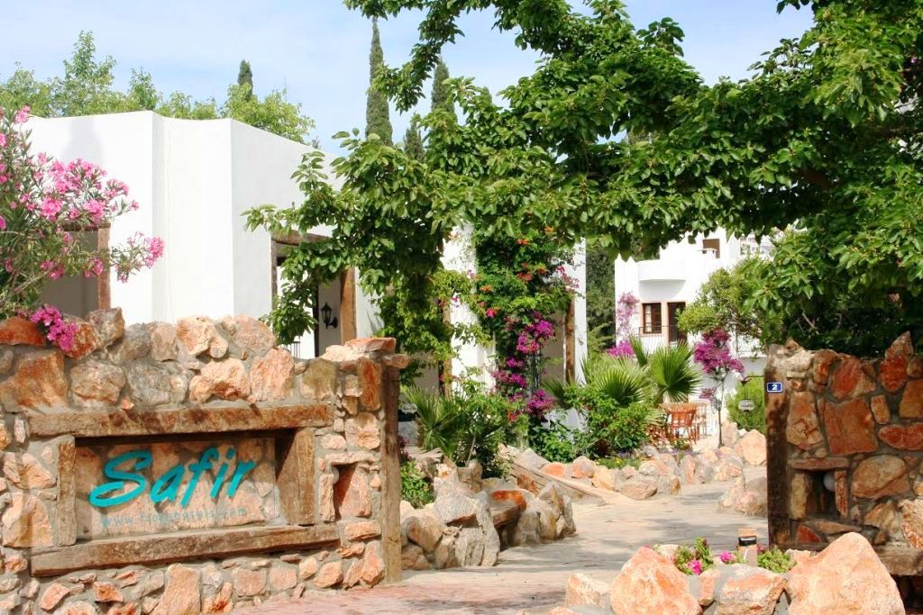 Safir Hotel Bitez Exterior foto